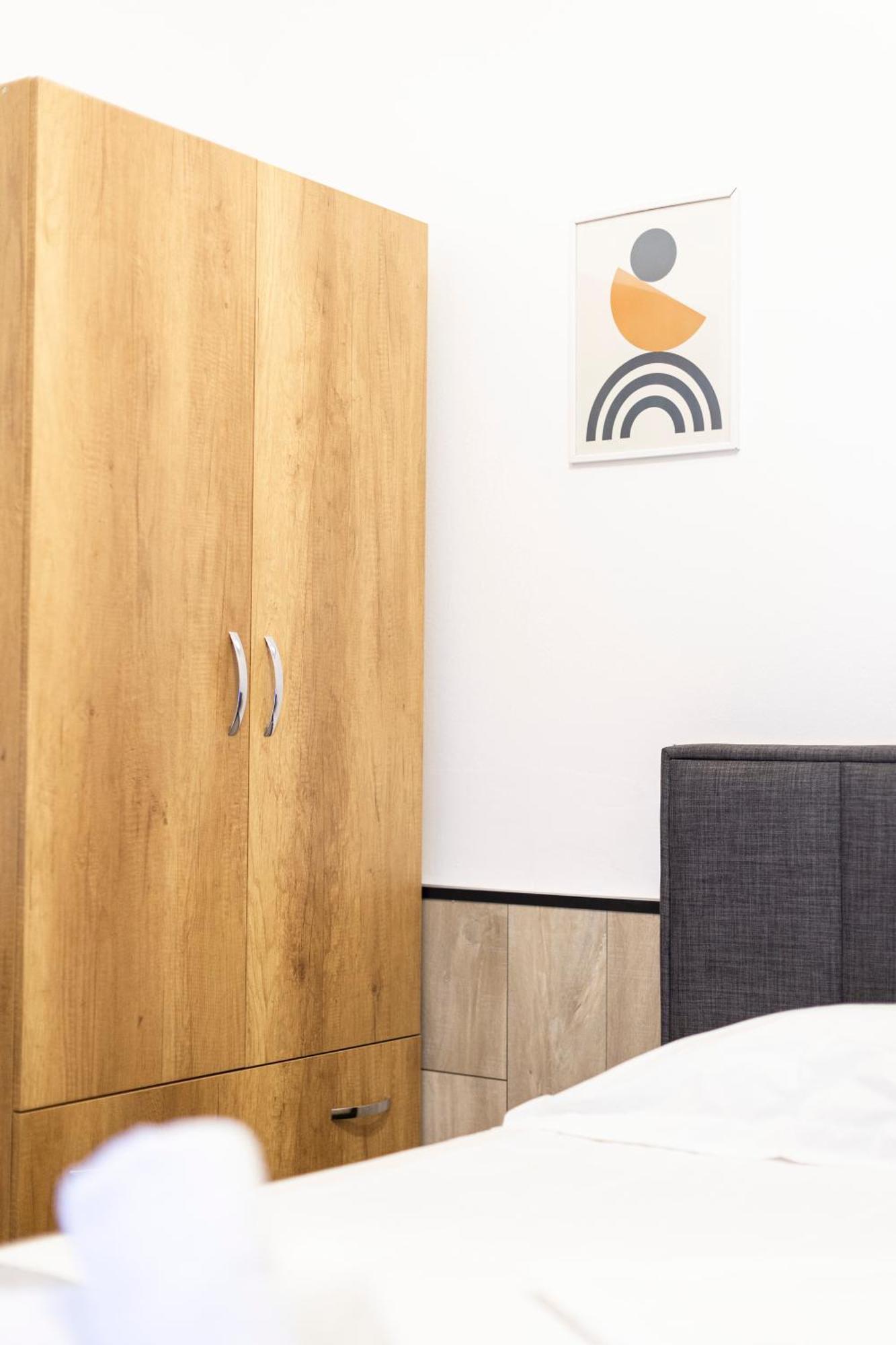 Tiny Cute Studio Near The City Center - 5 Min Walk 티라나 외부 사진